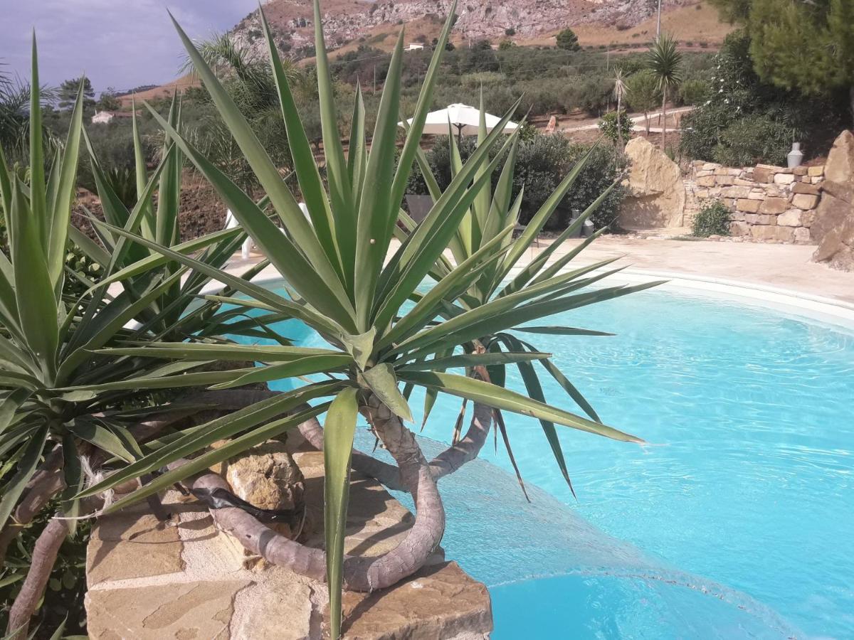La Suite Di Segesta 칼라타피미 외부 사진