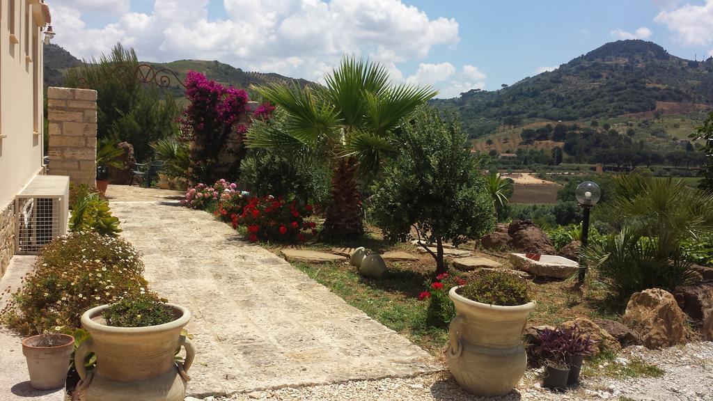 La Suite Di Segesta 칼라타피미 외부 사진